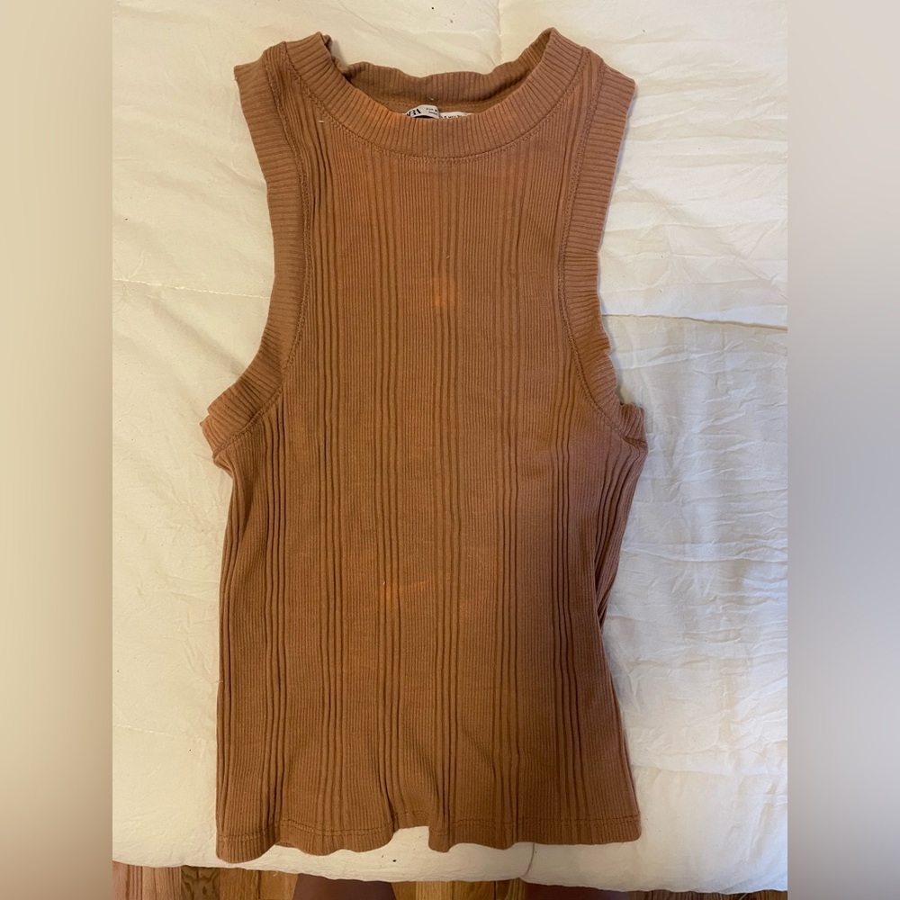 Pink fitted Zara tank top